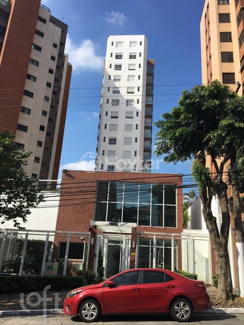Image 15 - 846633