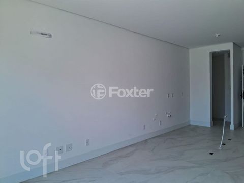 Image 7 - 846681