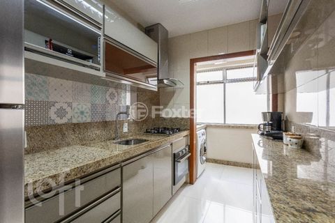 Image 8 - 847370