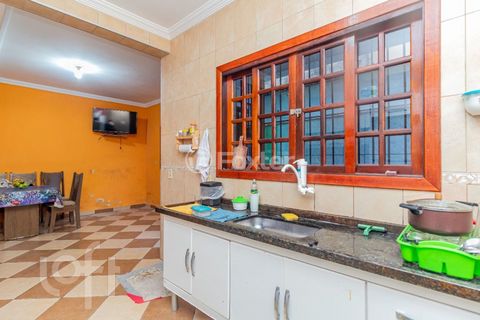 Image 9 - 847402