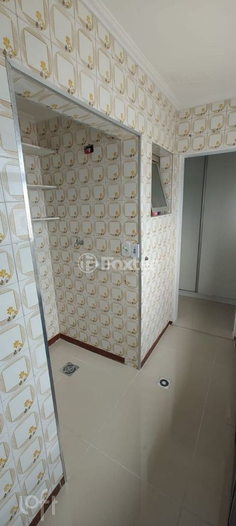 Image 8 - 847415