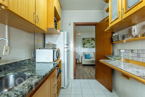 Image 17 - 847440