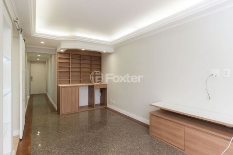 Image 7 - 847615