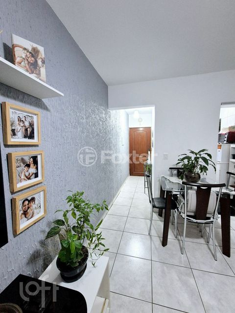 Image 4 - 847645