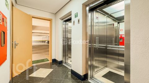 Image 17 - 847650