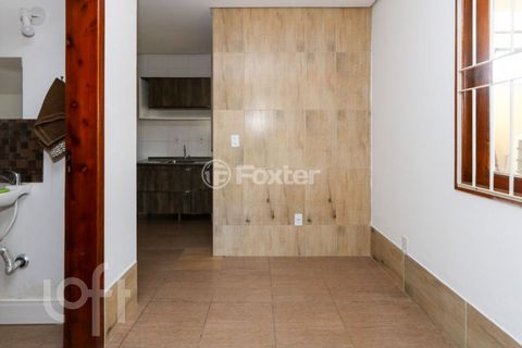 Image 9 - 847704