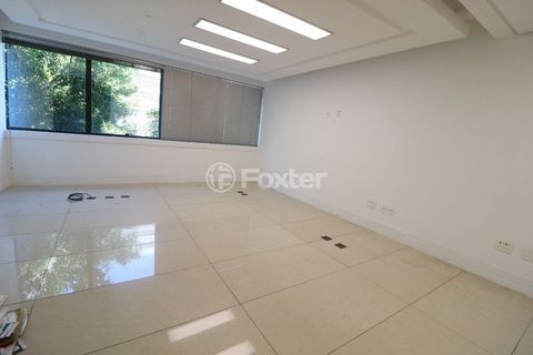 Image 4 - 847705