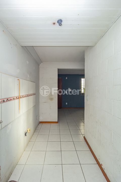 Image 9 - 847744