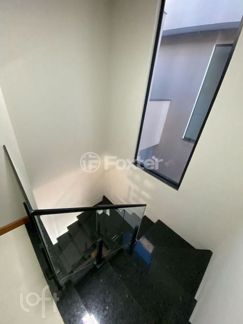 Image 6 - 847786