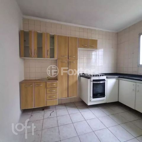Image 3 - 847878