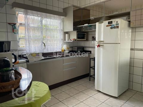 Image 3 - 847888