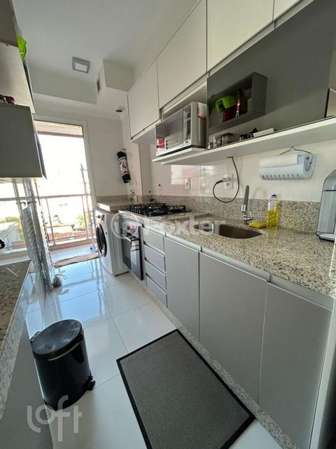 Image 7 - 847966