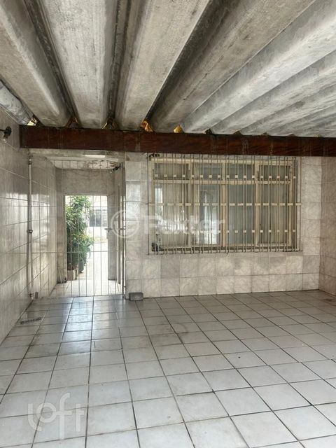 Image 10 - 847991