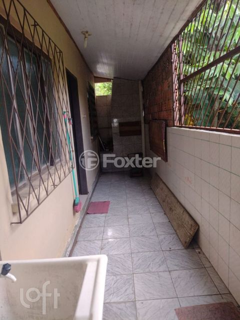 Image 4 - 848006