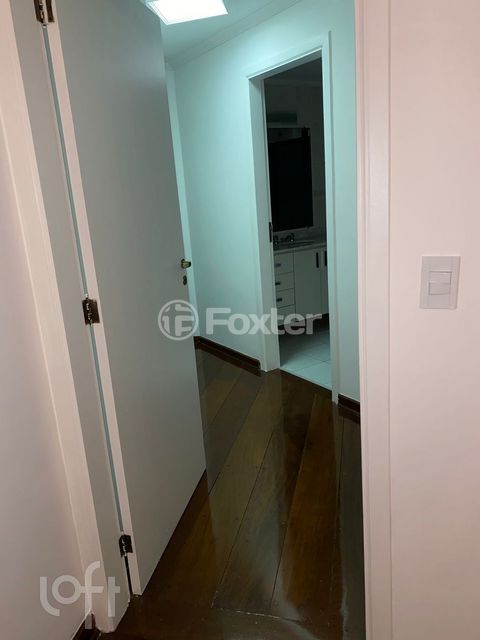Image 2 - 848025