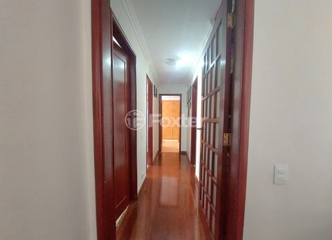Image 3 - 848031
