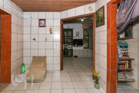 Image 4 - 848077