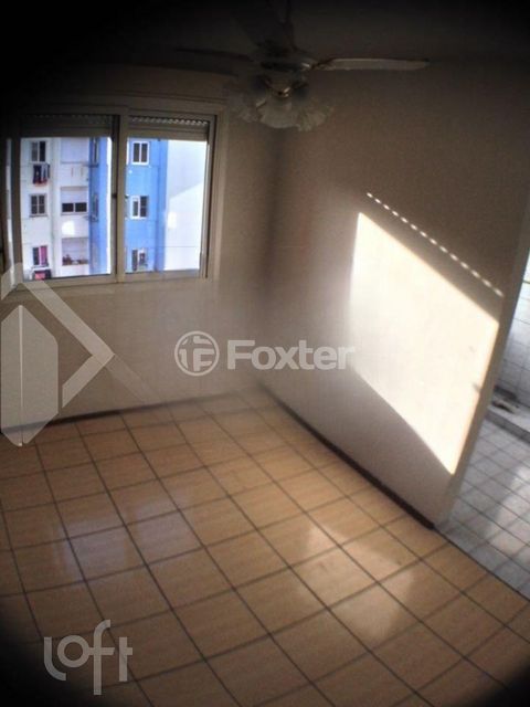 Image 6 - 848113