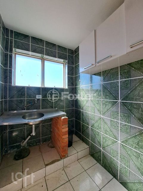 Image 6 - 848120