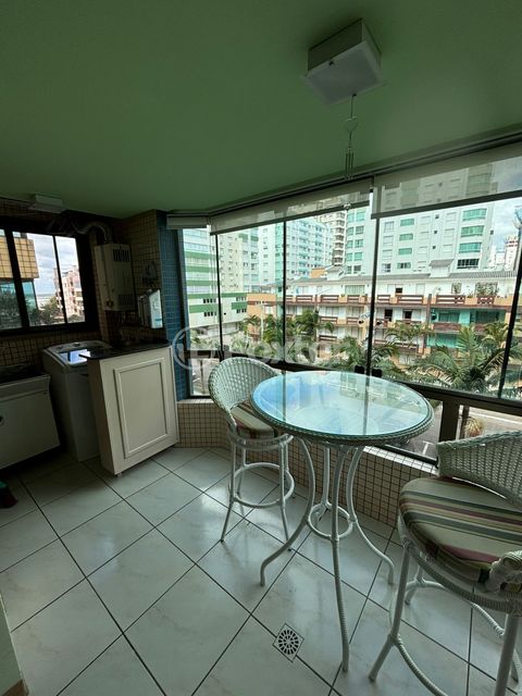 Image 5 - 848163