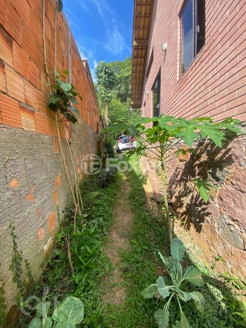 Image 14 - 848221