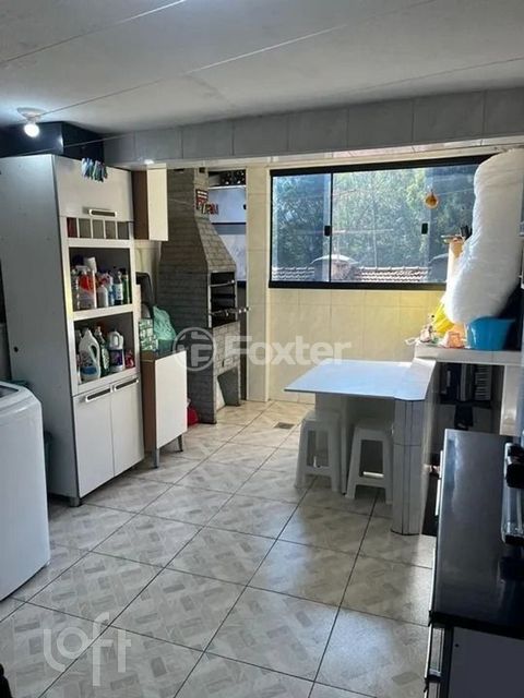 Image 8 - 848317