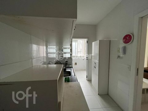 Image 4 - 848334