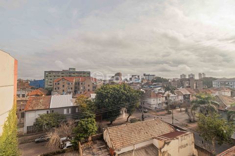 Image 4 - 848339