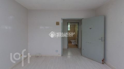 Image 4 - 848345