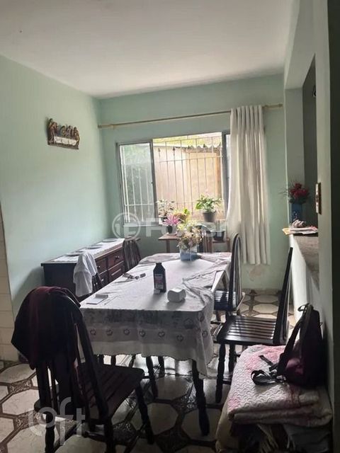 Image 3 - 848454