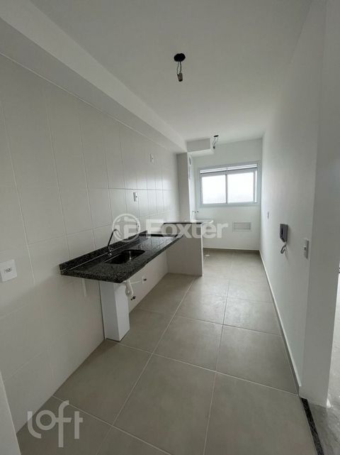 Image 4 - 848577