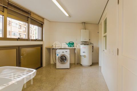 Image 19 - 848605