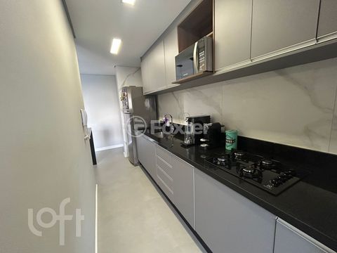 Image 7 - 848609