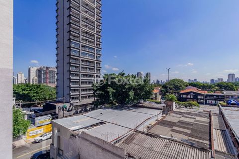 Image 6 - 848937