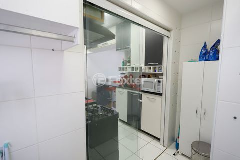 Image 4 - 849016