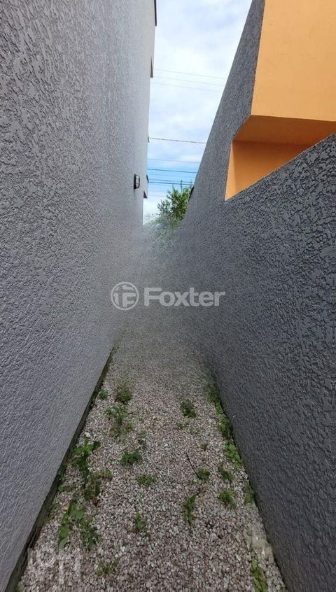 Image 7 - 849042