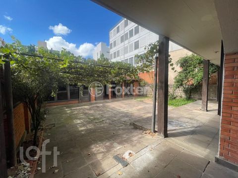 Image 11 - 849072