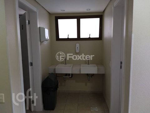 Image 9 - 849131