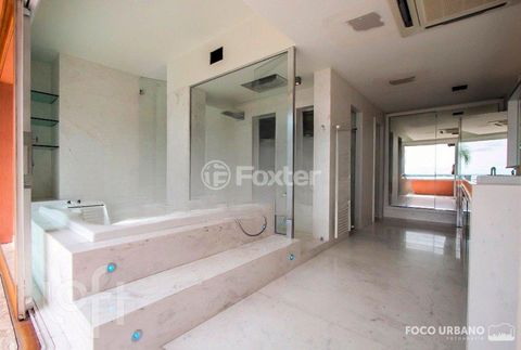 Image 9 - 849678