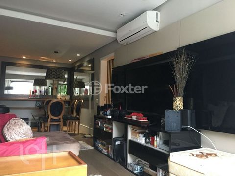 Image 7 - 849702