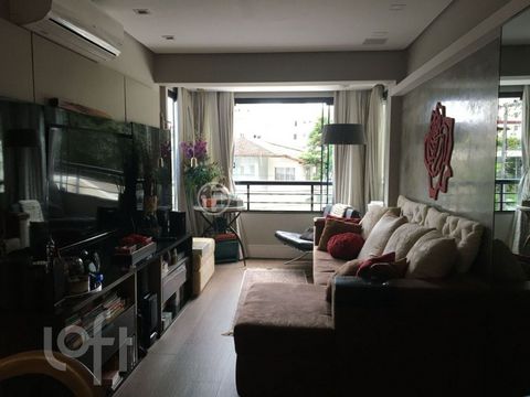 Image 6 - 849702