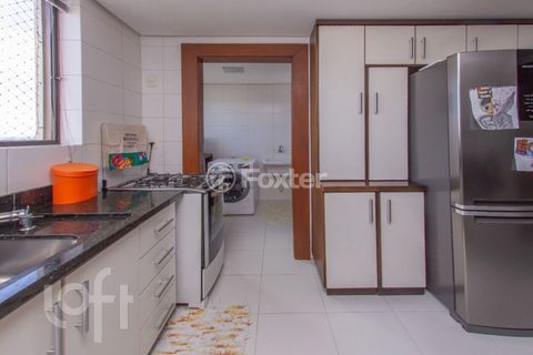 Image 7 - 849770