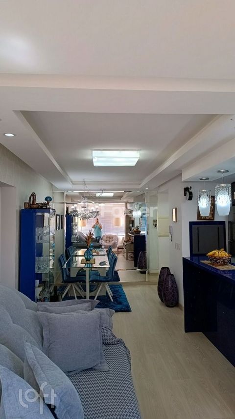 Image 7 - 849773