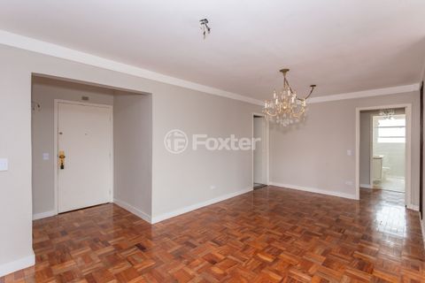 Image 7 - 849930