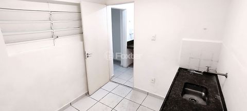 Image 6 - 849945