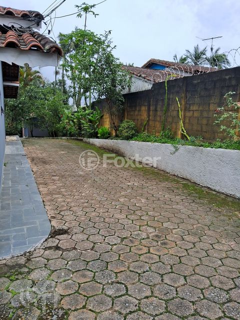Image 11 - 850019