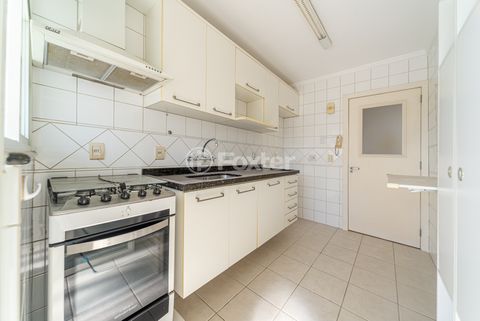 Image 19 - 850176