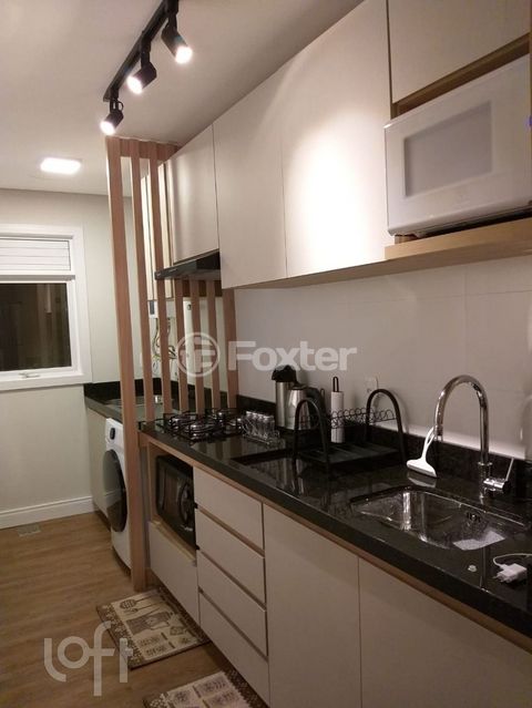 Image 7 - 850909