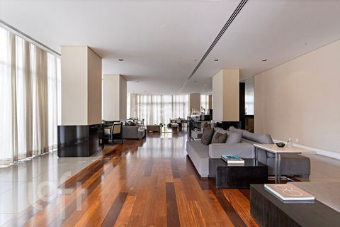 Image 19 - 851029