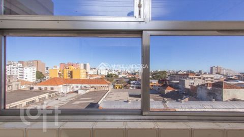 Image 7 - 851084